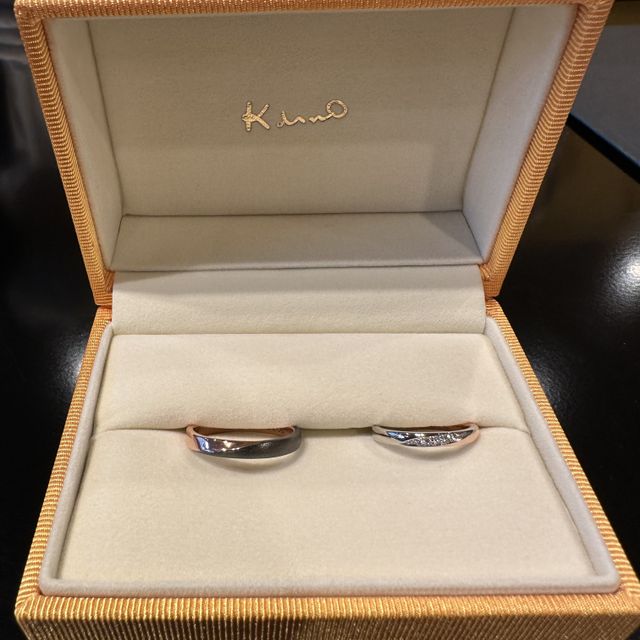 【ケイウノ ブライダル(K.UNO BRIDAL)の口コミ】 彼が色々とサプライズでお店を探していて、他の店舗にない色であったり色…