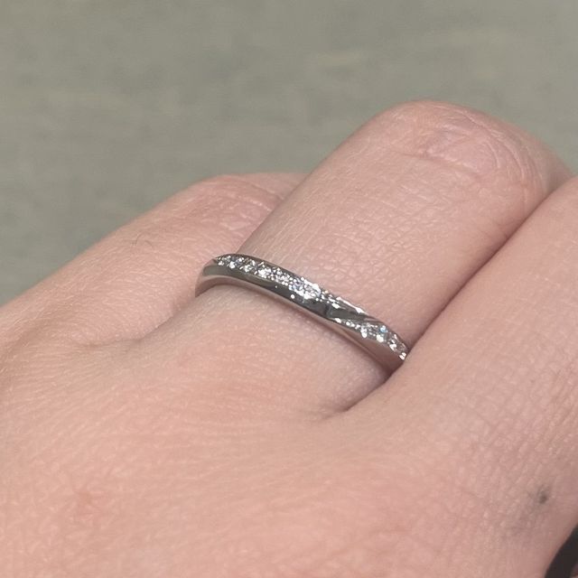 【アイプリモ(I-PRIMO)の口コミ】 とにかくキラキラなものを探しておりました。エタニティもよかったですが…