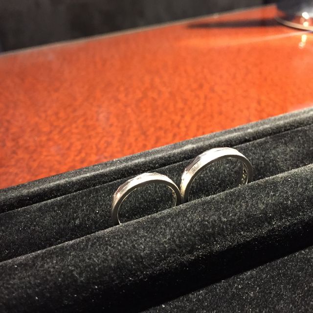 【JEWELRY  KAMATA(ジュエリーかまた)の口コミ】 フルオーダの結婚指輪を購入しました。なんか箇所店を回ってきたのでなん…