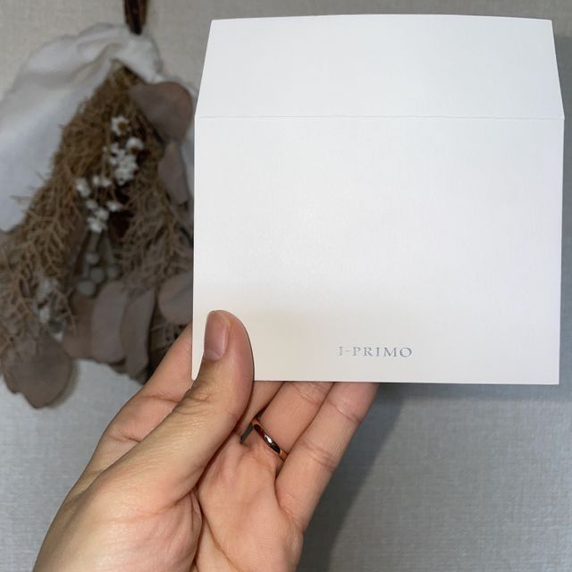 【アイプリモ(I-PRIMO)の口コミ】 一生着けていられるように、どんな服装にも合うダイヤの無いシンプルな物…