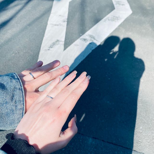 【BRILLIANCE+(ブリリアンスプラス)の口コミ】 シンプルで、希望していた通りのデザインでした。
関節が太く、指が細いた…