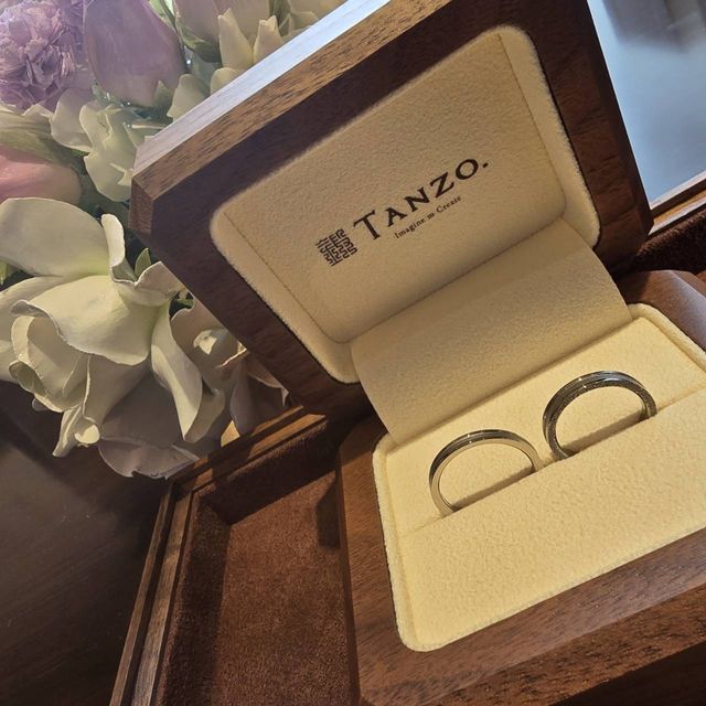 【TANZO.(鍛造指輪)の口コミ】 鍛造品でとても丈夫なので、安心して長く使えそうです。デザインも色々細…