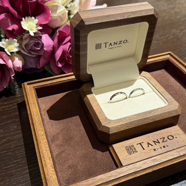 【TANZO.(鍛造指輪)の口コミ】 鍛造製法で職人さんが1つひとつ丁寧に作ってくださるので、世界にひとつだ…
