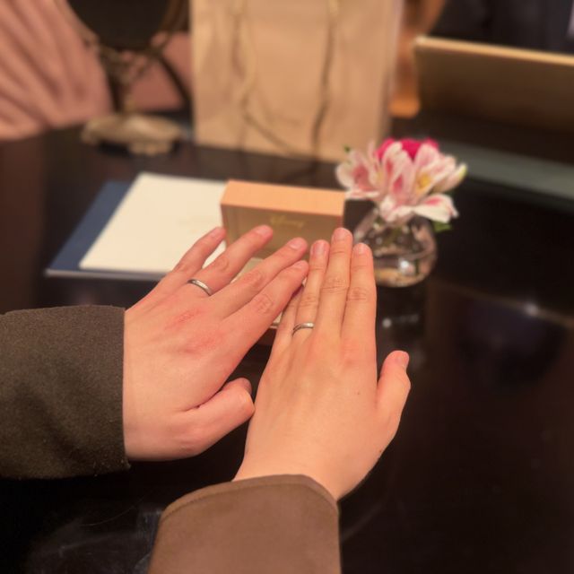 【ケイウノ ブライダル(K.UNO BRIDAL)の口コミ】 　もともとあるデザインから指輪を選ぶこともできますが、そこから自分た…