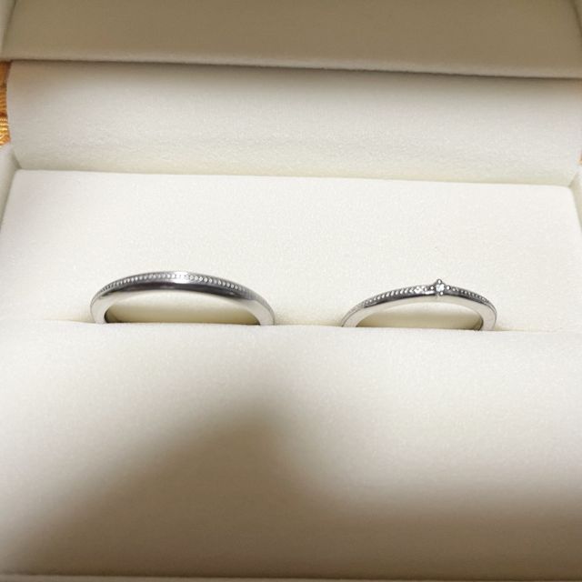 【ケイウノ ブライダル(K.UNO BRIDAL)の口コミ】 どこのブランドも似た様なデザインが多く、ピンとくるものがなかったので…