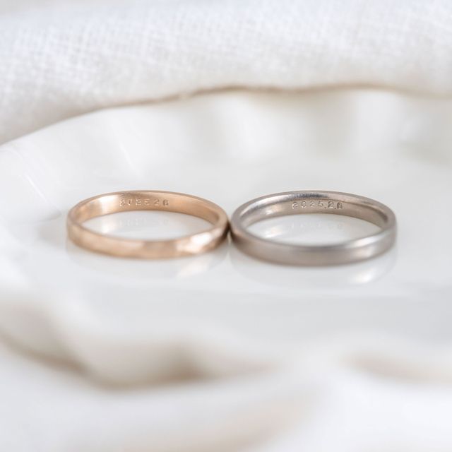 【Cayof(カヨフ)の口コミ】 ベースとなるデザインがいくつかあり、そこから素材やリング幅、テクスチ…