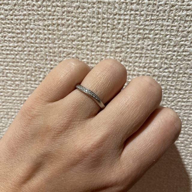 【canal4℃(カナルヨンドシー)の口コミ】 デザインが色々ある中で指にはめた時に指が綺麗に見えるもの、シンプルで…
