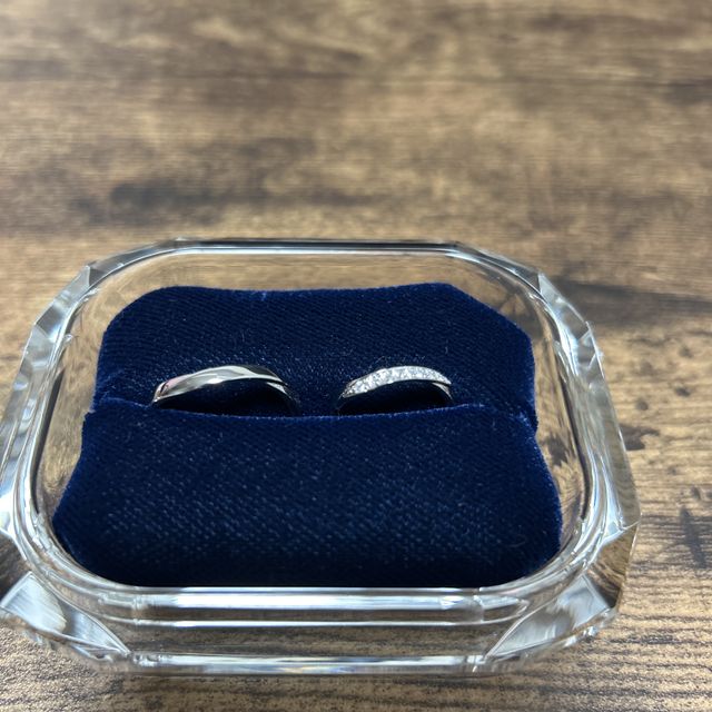 【ヴァンドーム青山(VENDOME AOYAMA)の口コミ】 最近の流行りのデザインでとても気に入りました。刻印もオシャレに入り、…