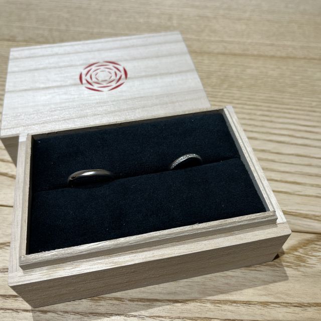 【出雲結(いずもゆい)の口コミ】 デザインが良く、指輪に込められた想いが素敵だったから。指につけたフィ…