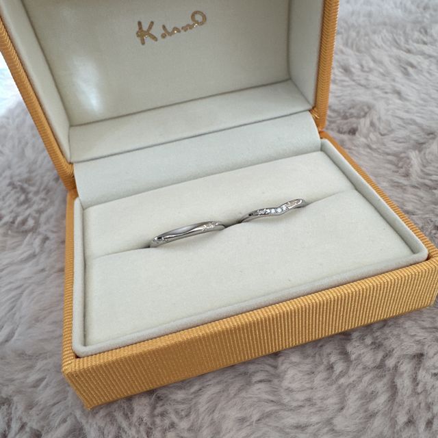 【ケイウノ ブライダル(K.UNO BRIDAL)の口コミ】 担当の方やデザイナーさんと話しながらいろいろなパターンのデザインを描…