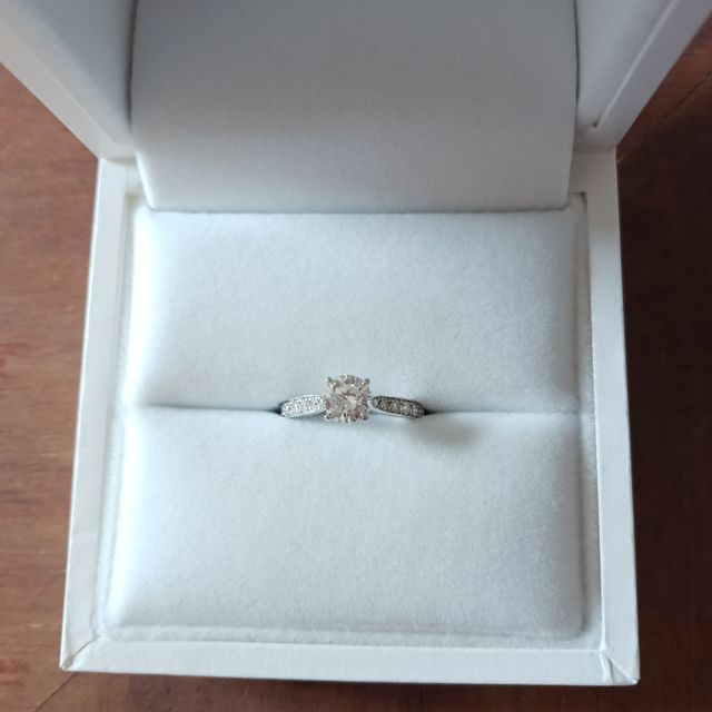【ギンザタナカブライダル(GINZA TANAKA BRIDAL)の口コミ】 夫の実家から譲り受けたダイヤモンドを使用していただき、リングにしまし…