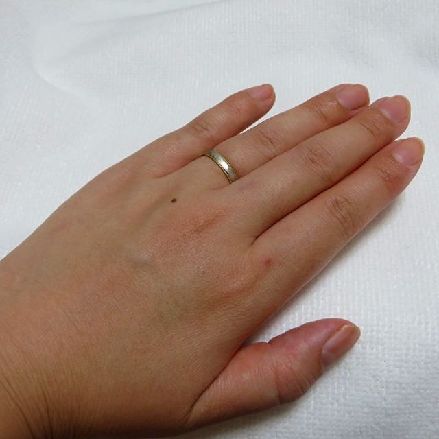 【SUEHIRO(スエヒロ)の口コミ】 夫とペアのものにしたかったので、男性の手にも女性の手にも似合うものを…