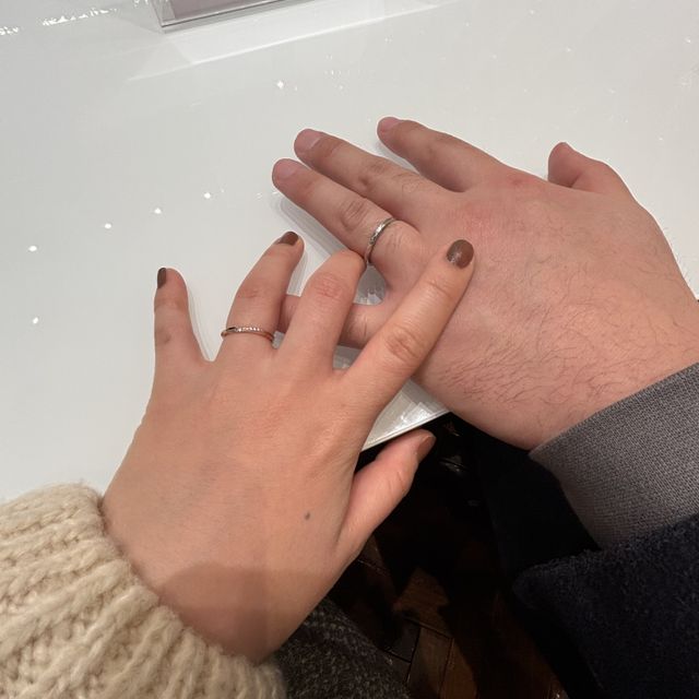 【YUKA HOJO(ユカホウジョウ)の口コミ】 シンプルで少し華やかさがあるのがポイント！
普段の指輪とは違う特別感が…