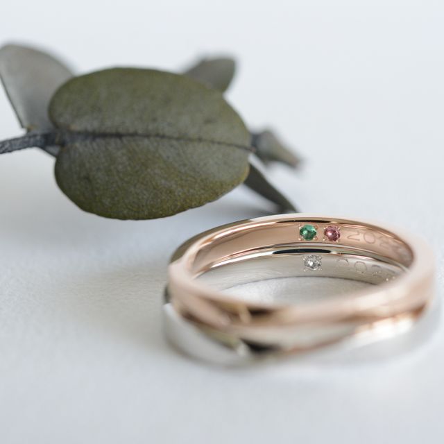 【CRAFY(クラフィ)の口コミ】 指輪の種類が豊富で値段も2人で10万〜20万円で、
幅広くカスタマイズでき…