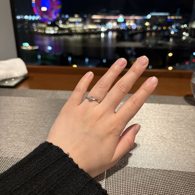 【アイプリモ(I-PRIMO)の口コミ】 シンプルなフレームのものにしダイヤモンドを目立たせる。ダイヤモンドの…