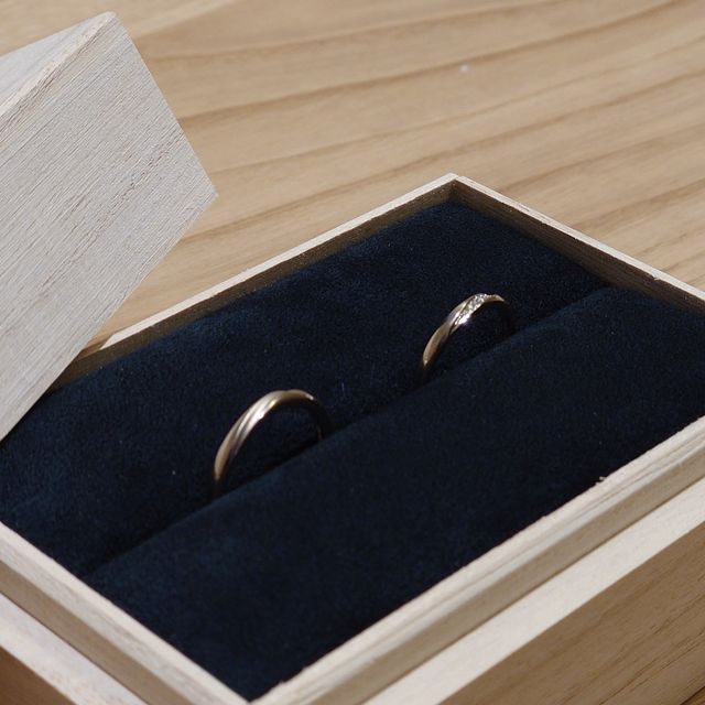 【出雲結(いずもゆい)の口コミ】 シンプルながら個性を出すことができるデザイン。
複数ある素材から肌に合…