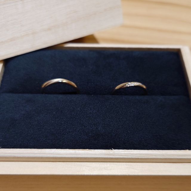 【出雲結(いずもゆい)の口コミ】 シンプルながら個性を出すことができるデザイン。
複数ある素材から肌に合…