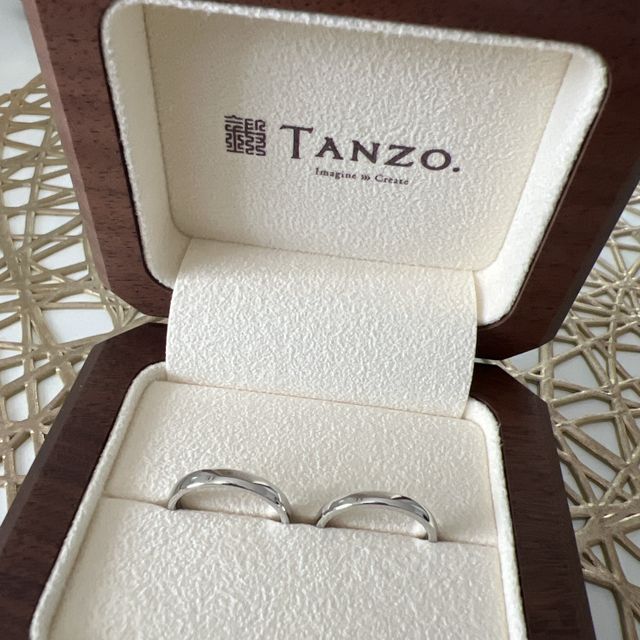 【TANZO.(鍛造指輪)の口コミ】 既製品の結婚指輪だと人とデザインが被るので、オーダーで質の良いものが…