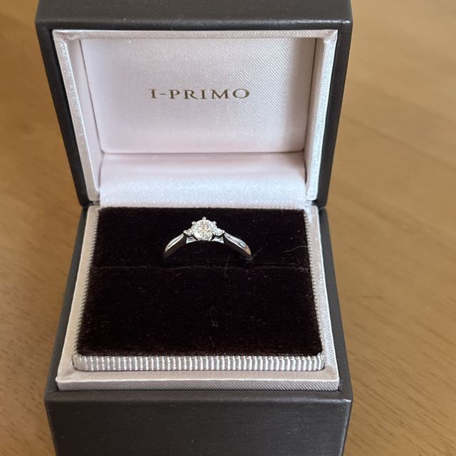 【アイプリモ(I-PRIMO)の口コミ】 デザインも豊富にあり迷ってしまいましたが、一目惚れする商品に出逢う事…