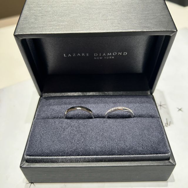 【ラザール ダイヤモンド(LAZARE DIAMOND)の口コミ】 ダイヤモンドの輝きがとにかく綺麗です。自然光に当たった時の輝き方が綺…