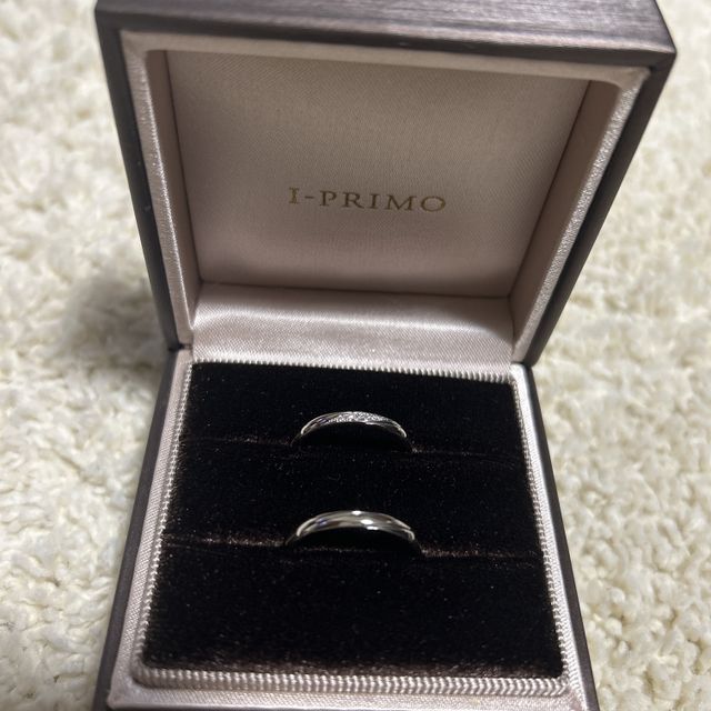 【アイプリモ(I-PRIMO)の口コミ】 私たちが選んだ結婚指輪はシンプルの中でもワンポイントデザインがあり主…