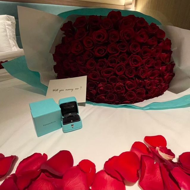 【ティファニー(Tiffany & Co.)の口コミ】 シンプルな形状をしているので、何に合わせてもフィットしてくるかと思い…