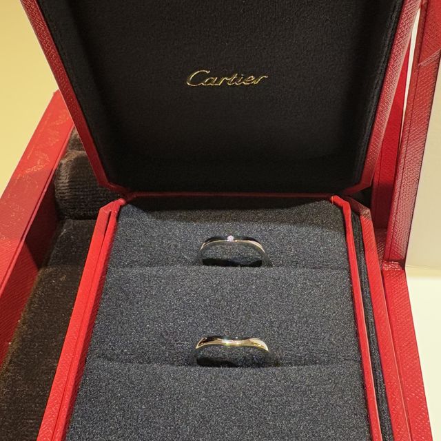 【カルティエ(Cartier)の口コミ】 指輪の太さも指に馴染むので指がとても綺麗に見えます。また、カーブとス…