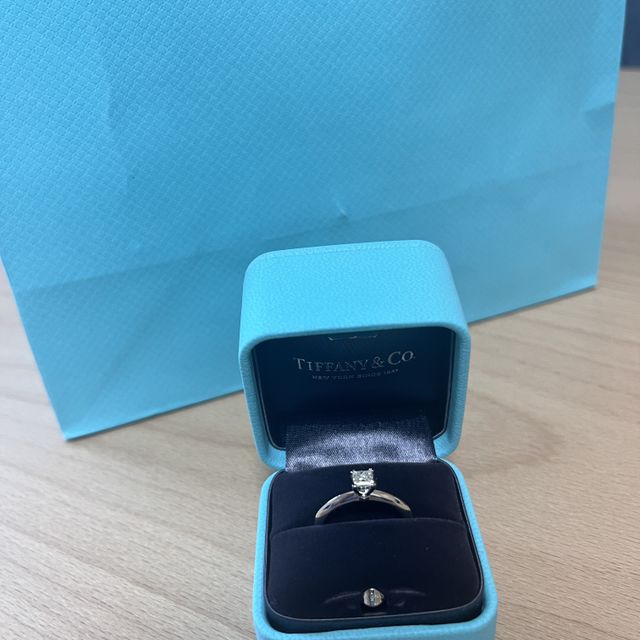 【ティファニー(Tiffany & Co.)の口コミ】 一点もののプリンセスカットを選びました。プリンセスカットはダイヤモン…