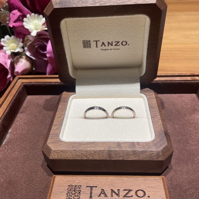 【TANZO.(鍛造指輪)の口コミ】 頑丈！！山谷ラインの艶消しで向きを変えるとデザインが変わる！指輪の色…