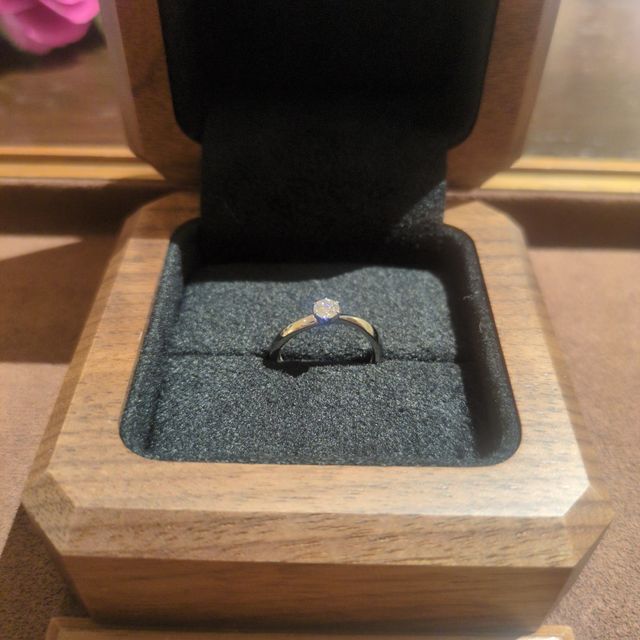 【TANZO.(鍛造指輪)の口コミ】 シンプルでかつおしゃれなのが良かったです。
デザインも規定のもあればホ…