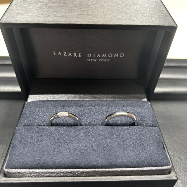 【ラザール ダイヤモンド(LAZARE DIAMOND)の口コミ】 ペア感が強いデザイン、かつ太幅のデザインが良く、希望にぴったりの指輪…