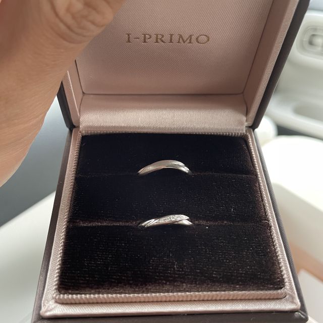 【アイプリモ(I-PRIMO)の口コミ】 人間の指の形に馴染むウェーブデザインをメインに決めた。また、小さいダ…