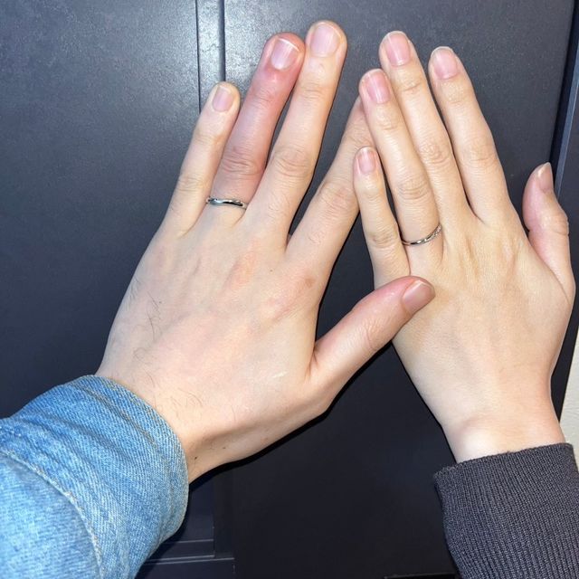 【アイプリモ(I-PRIMO)の口コミ】 デザインがとにかくカッコよく、着け心地も最高です！
指輪の内側に、お互…