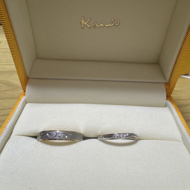 【ケイウノ ブライダル(K.UNO BRIDAL)の口コミ】 指輪のデザインは、ほぼフルオーダーだったのですが
自分達好みの指輪にち…