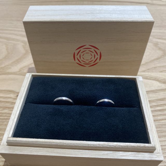 【出雲結(いずもゆい)の口コミ】 シンプルだけれど、指輪自体の煌めきが綺麗で素敵な指輪です。着け心地も…