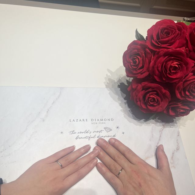 【ラザール ダイヤモンド(LAZARE DIAMOND)の口コミ】 普段使いすることができ、地味過ぎず派手すぎないものを探していました。…