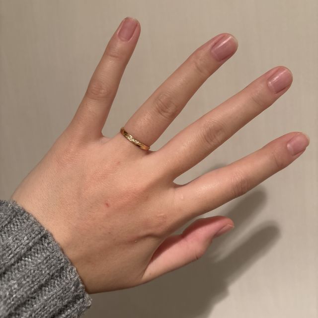 【insembre(インセンブレ)の口コミ】 デザインもよく非常にシンプルでどんな場面でも着用できると感じました。…