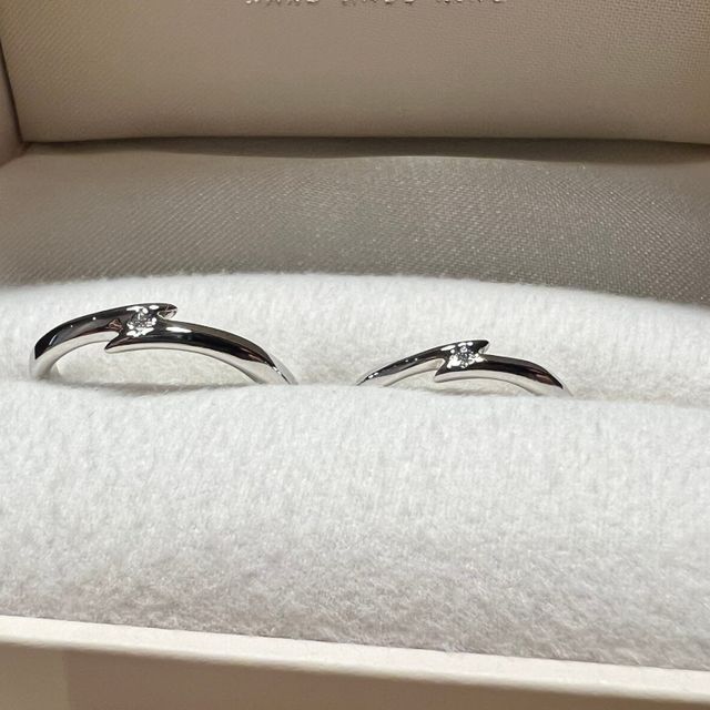 【CRAFY(クラフィ)の口コミ】 素材はたくさん悩んでそれぞれ好きな素材にするかなど悩みましたが、長い…