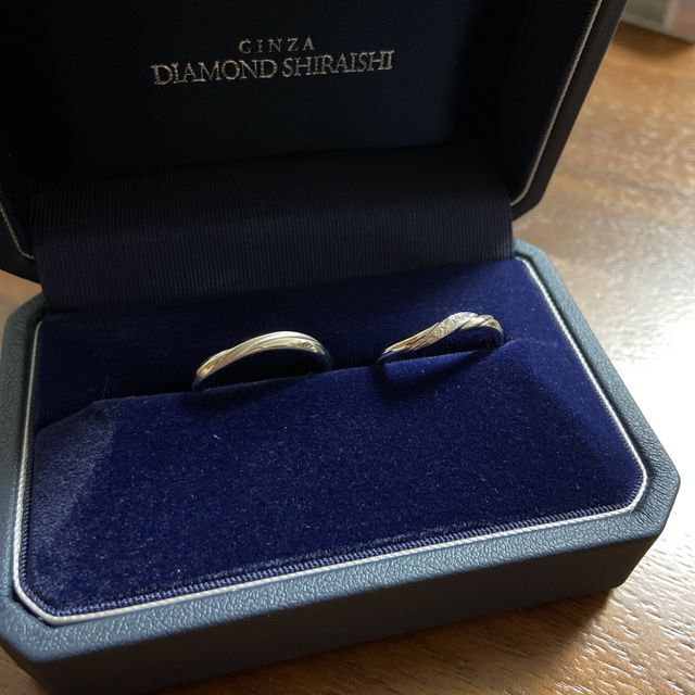 【銀座ダイヤモンドシライシの口コミ】 元々海が好きな為、海をイメージしたデザインということで非常に気に入っ…