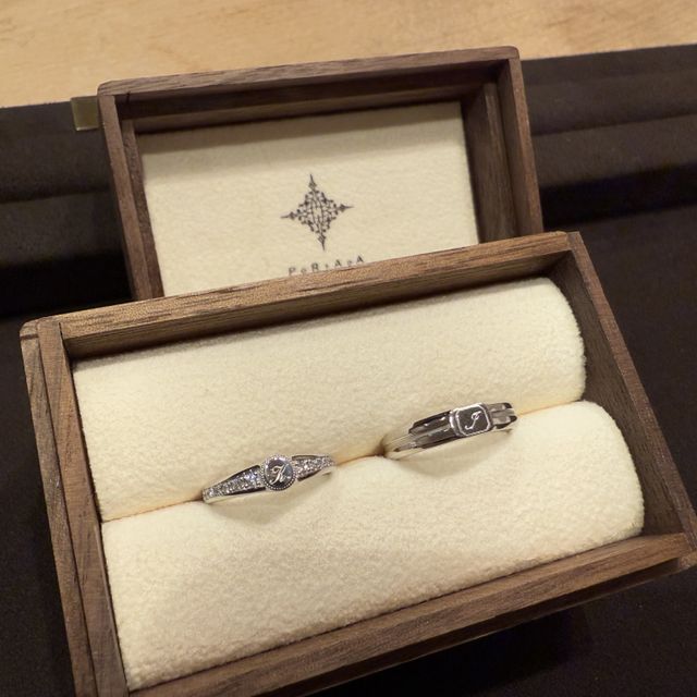 【PORTADA(ポルターダ)の口コミ】 デザインをこだわって、他の人とはあまり被らない形にしたかった。
妻にダ…