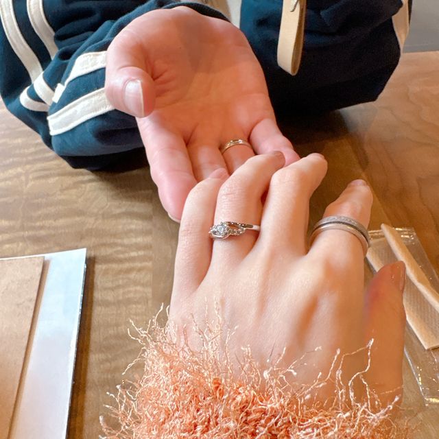 【アイプリモ(I-PRIMO)の口コミ】 同じラインのセットリングではなく、いくつも着けたり外したりしていつま…