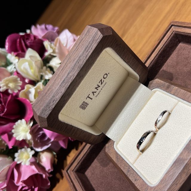 【TANZO.(鍛造指輪)の口コミ】 職人さんが1つづつ手作業で、加工してくださっているため
経年劣化しづら…