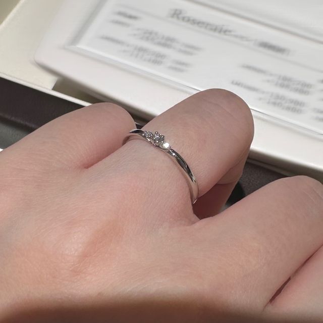 【俄(にわか)の口コミ】 結婚指輪でダイヤありを普段からつけたく、いやらしくないダイヤのサイズ…