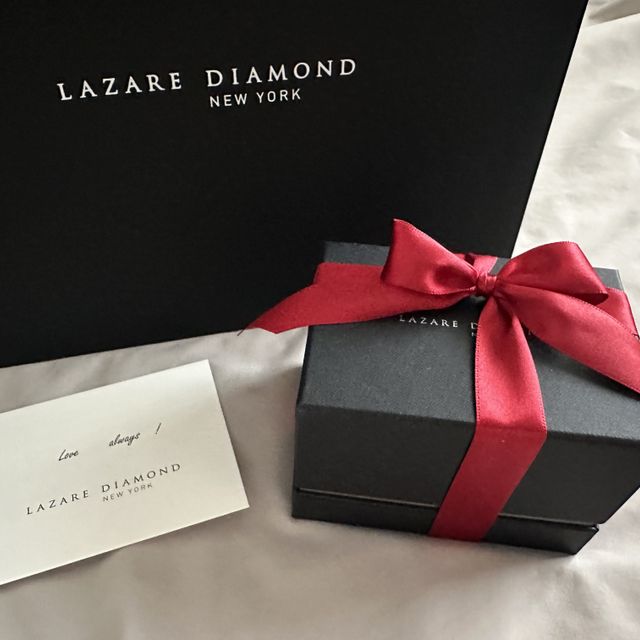 【ラザール ダイヤモンド(LAZARE DIAMOND)の口コミ】 最初はミル打ちの指輪で検討しておりましたが、世界三大ダイヤモンドカッ…