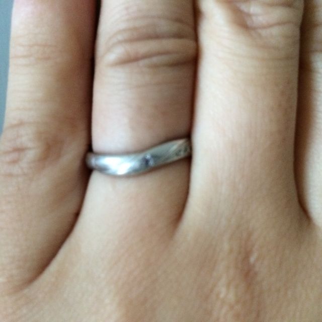 【銀座ダイヤモンドシライシの口コミ】 デザインで悩んでいたら、デザイナーさんが希望通りのデザイン（唐草模様…