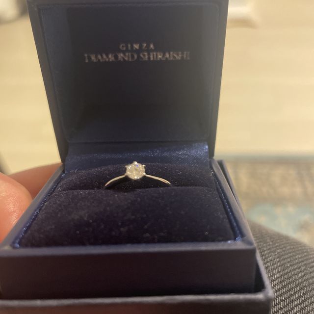 【銀座ダイヤモンドシライシの口コミ】 スマイリープロポーズリングを選びました。サプライズプロポーズを叶え、…