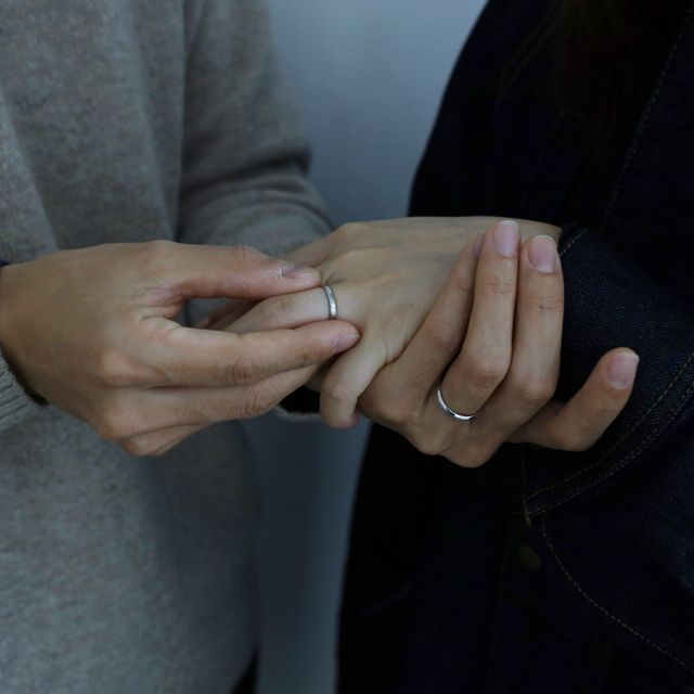 【出雲結(いずもゆい)の口コミ】 出雲結の結婚指輪、夫婦共々大満足です！
指輪のデザインは、和テイストで…