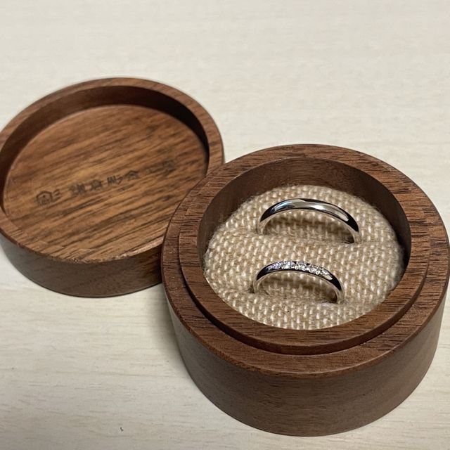 【鎌倉彫金工房の口コミ】 とにかく自分達好みにできるのがよかったです。サイズ、素材、色、ダイヤ…