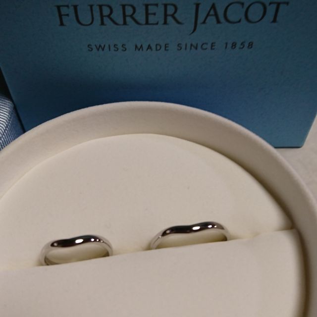 【【閉業】フラー・ジャコー(FURRER-JACOT)の口コミ】 指輪に少しウェーブの入ったものにしたいと思っていました。
素材はプラチ…