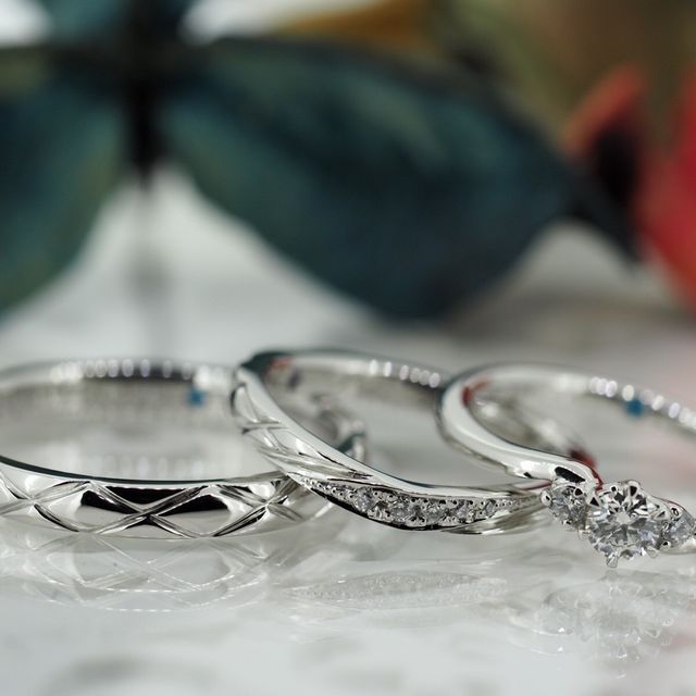 【Antille(アンティール)の口コミ】 キルティングデザインに一目惚れしそこから婚約指輪との重ね付けを考えカ…